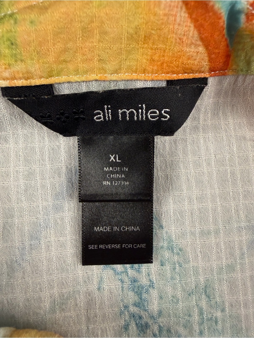 Ali Miles Multicolor Abstract Floral Button-Down Top - Picture 2 of 7
